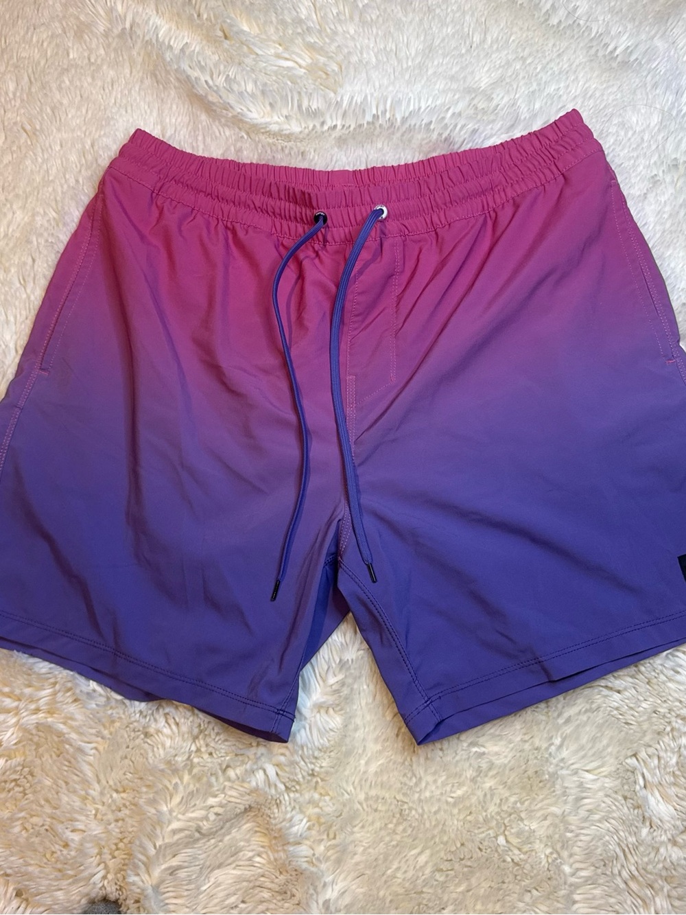 Hurley men’s Pink Ombre hybrid Shorts size large no liner 6” inseam